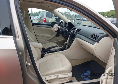 2015 Volkswagen Passat 2.0L Tdi Se from USA, damaged, VIN 1VWBV7A30FC057041